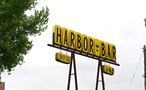 harborbarsign-DSC_0062