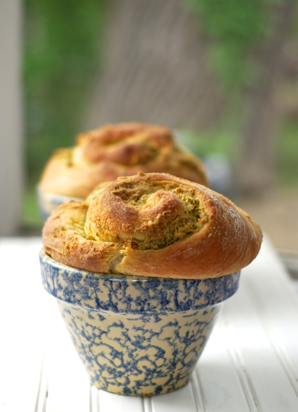 Herb and Veggie Flowerpot Bread