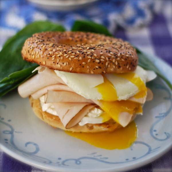 Turkey and Swiss Bagel Sandwich