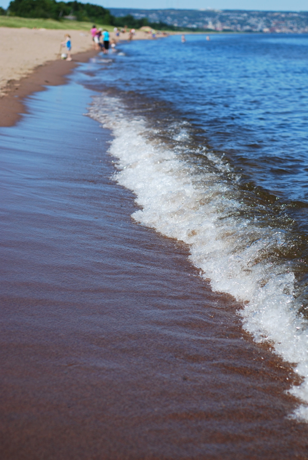 duluthbeachwaves