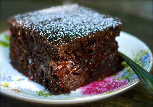 super moist chocolate chip zucchini cake - ChinDeep