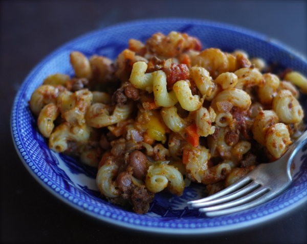 curly macaroni pasta