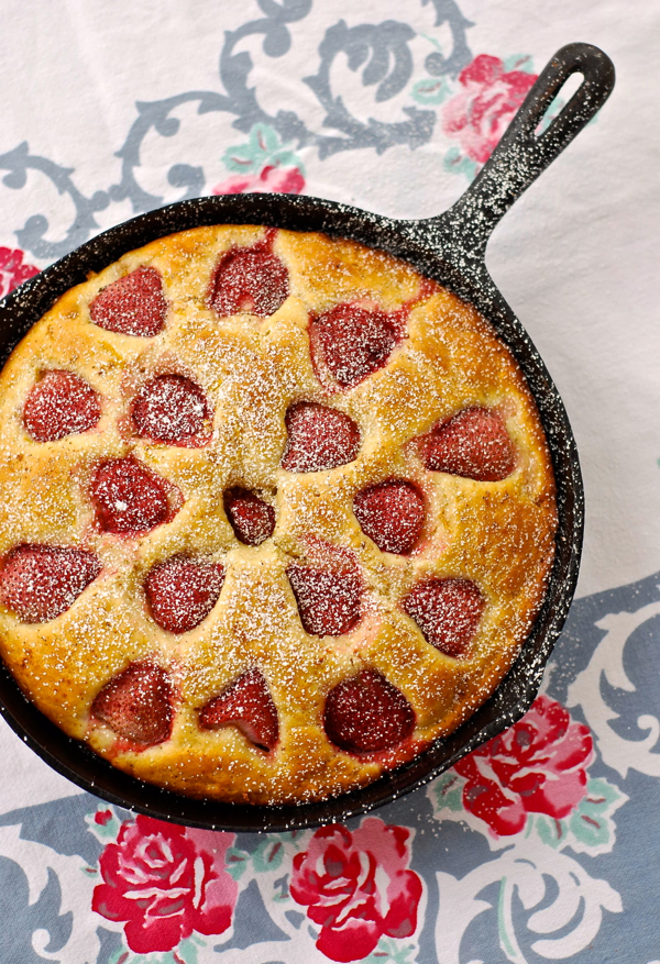 strawberryskilletcake