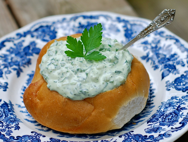 spinachdipinbread