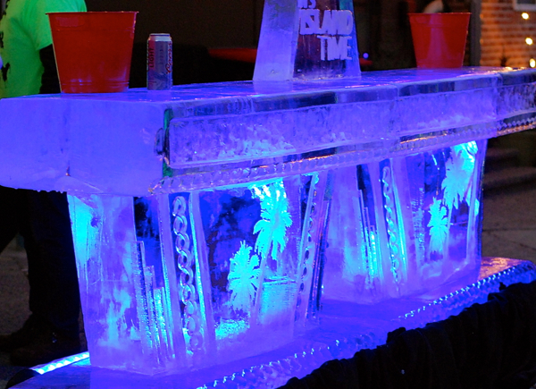 icebarclose2015