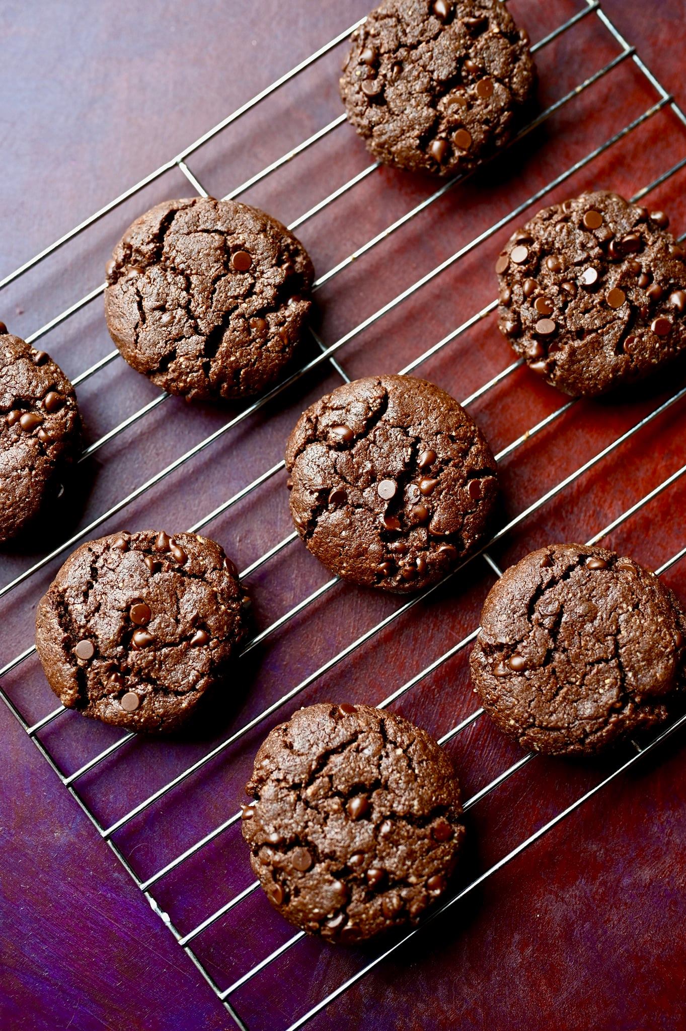 soft brownie cookies {brookies} - ChinDeep