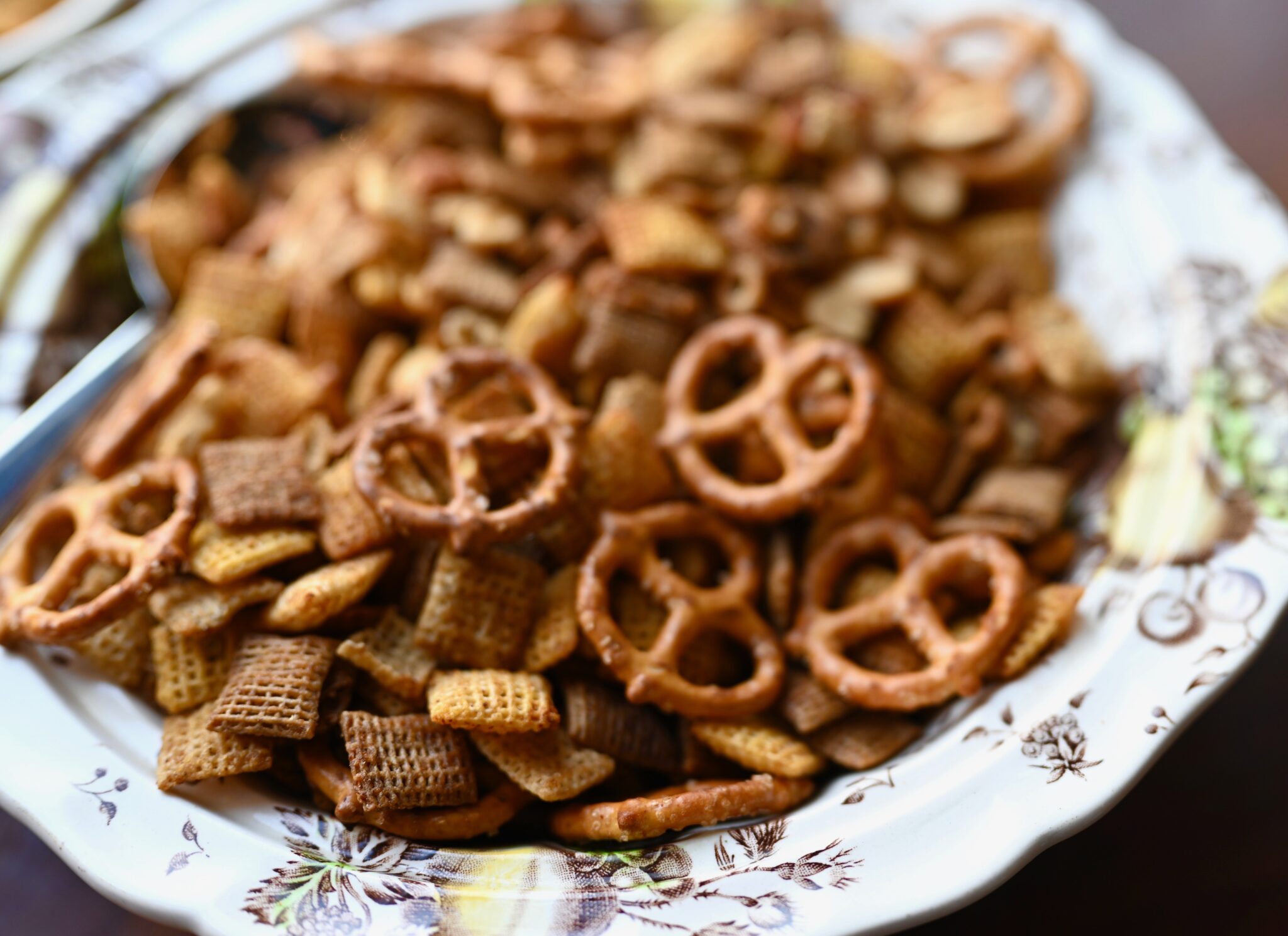 Classic Chex Mix {crock pot recipe} ChinDeep